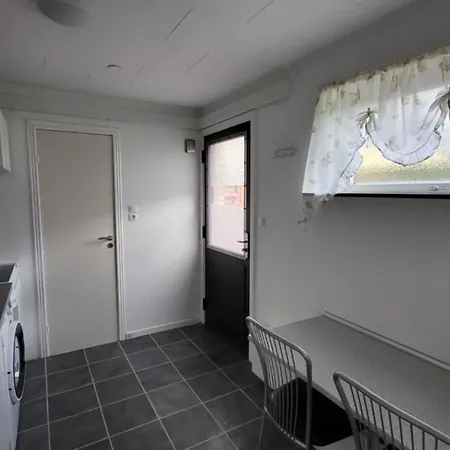Apartment A&c *